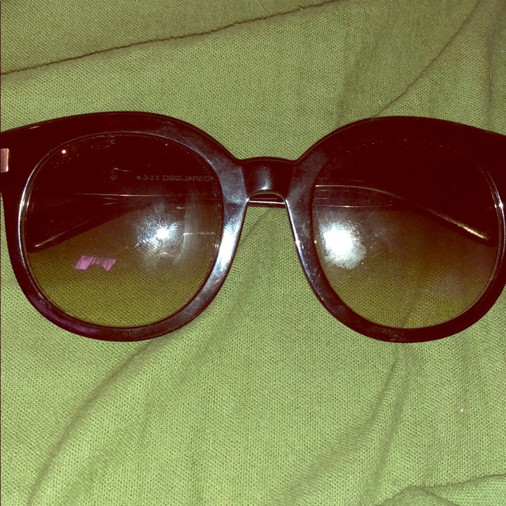 2-2.3 dsqjared2 dsqaured sunglasses round eye